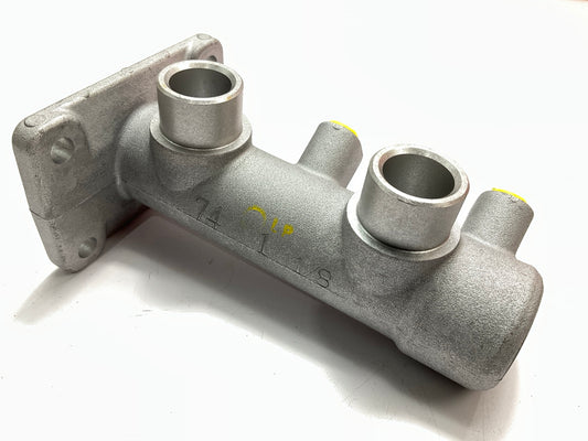 REMAN. Cardone 11-3742 Brake Master Cylinder For 1988-1990 Isuzu NPR Box Truck