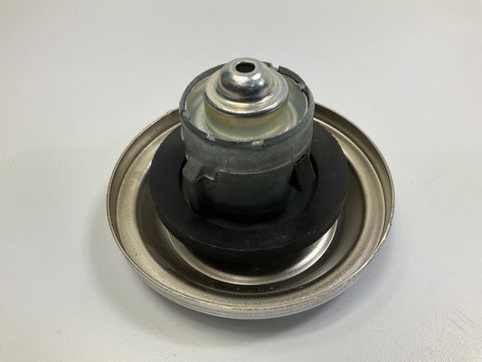 Carquest 10572 Locking Metal Fuel Tank Filler Gas Cap - With 2 Keys