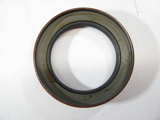Carquest 370010A Front Wheel Seal for 1998-1999 Freightliner MT45