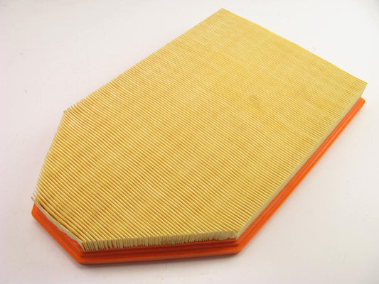 Carquest 83746 Air Filter Replaces: 49746 A36167 9746 AF5197 AF1488 04861746AB