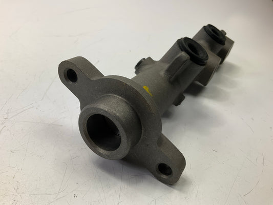 Carquest E150735 Brake Master Cylinder