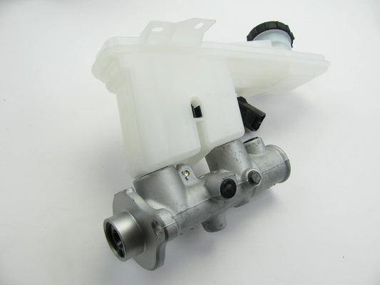 Carquest E151694 Brake Master Cylinder - 2000-2001 Mazda MPV 2.5L V6
