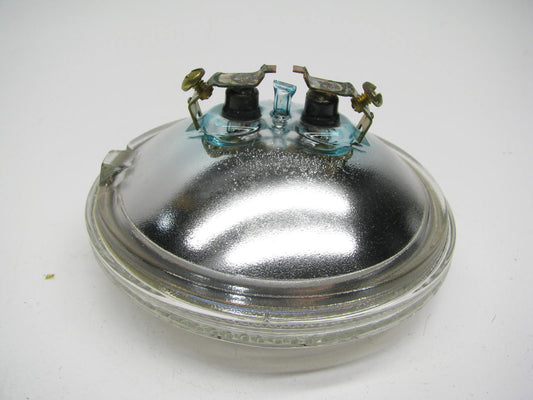 Carquest WAGNER H7606 Sealed Beam Headlamp Headlight Bulb PAR36 4-1/2'' 12V 50W
