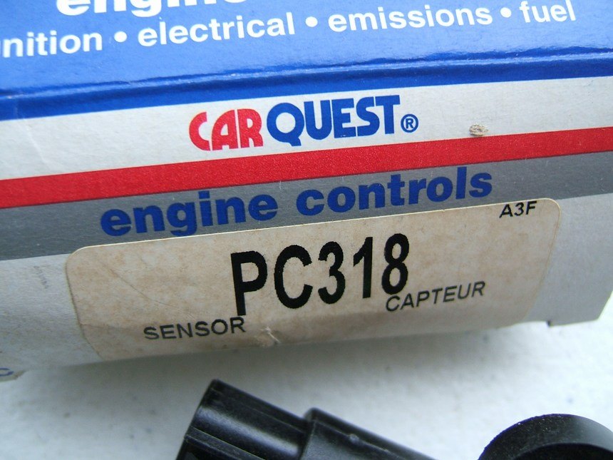 Carquest PC318 Engine Camshaft Position Sensor