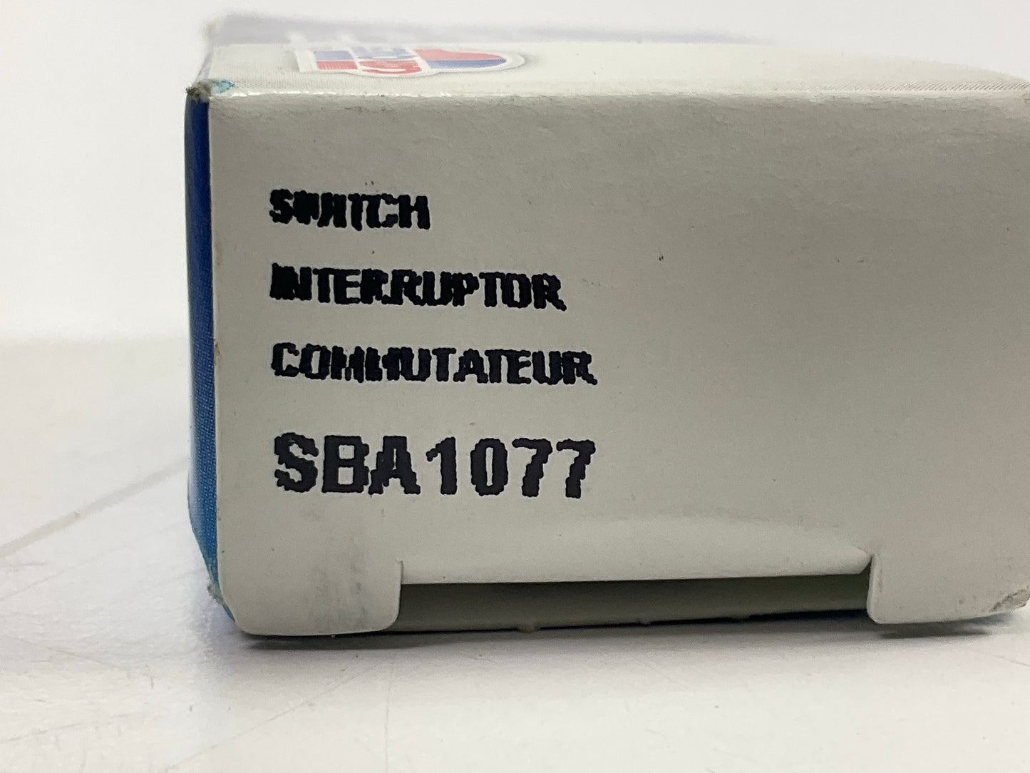 Carquest SBA1077 Engine Oil Pressure Sender Switch Sensor
