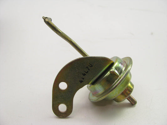 NEW Carburetor Dashpot / Choke Pull Off - 1980-1982 Toyota Corolla 3TC 1.8L