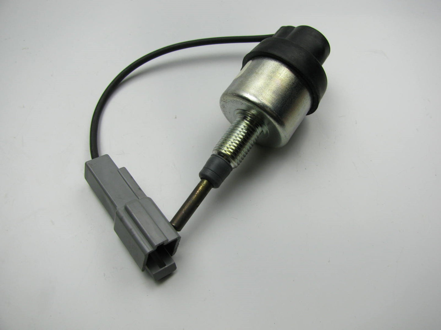 1982-1983 FORD Truck 4.9L 300 I6 CALIFORNIA ONLY Carburetor Idle Stop Solenoid