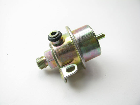 Carter 404-044 Fuel Pressure Regulator