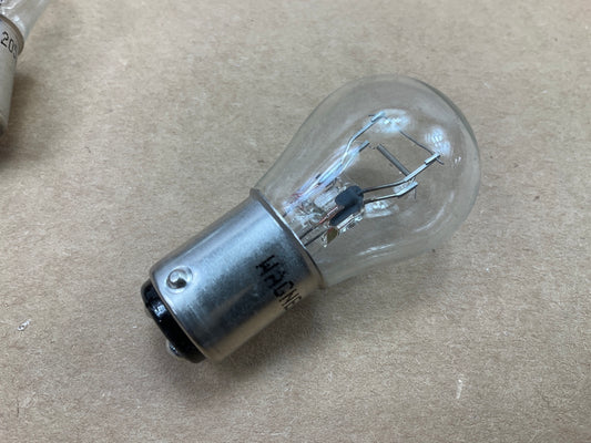 (9) Champion 2057 Turn Signal Lamp Light Bulb, Made By Wagner