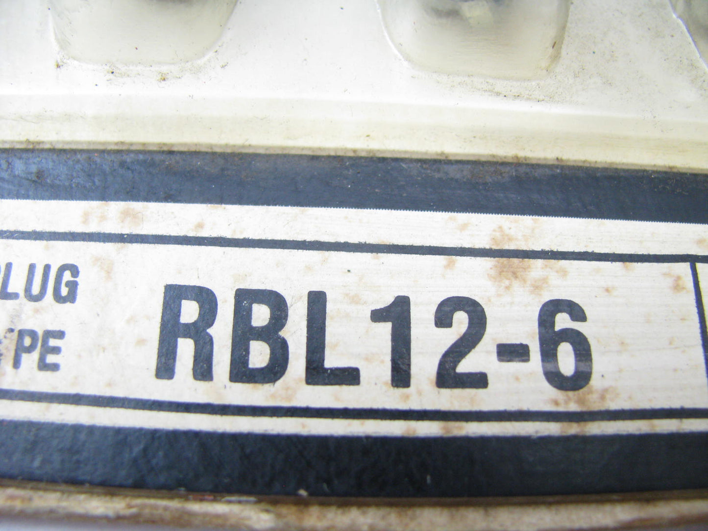 (x8) Champion RBL12-6 Spark Plugs
