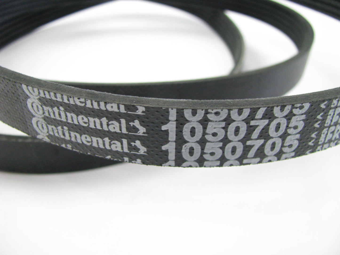 Continental 1050705 Serpentine Belt - 0.69'' X 71.00'' - 5 Ribs