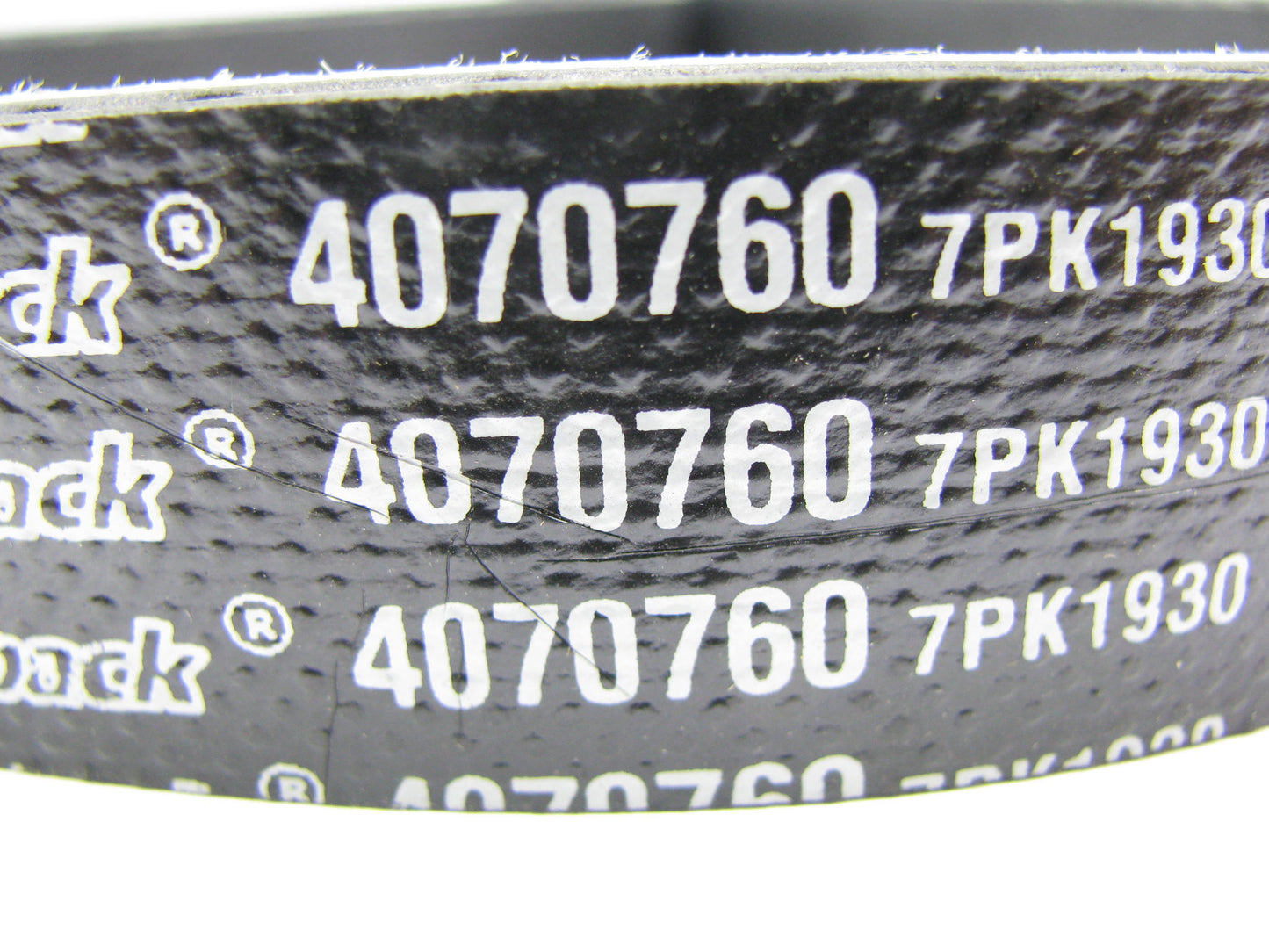 Continental 4070760 Serpentine Belt - .947'' X 76.817'' - 7 Ribs