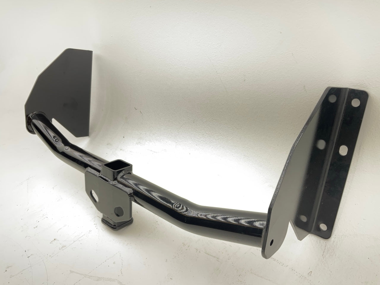 Curt 13051 Class 3 Trailer Hitch Receiver For 1999-2004 Jeep Grand Cherokee