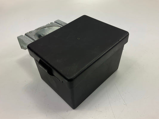 CURT 52029 5'' X 3-1/4'' X 3-7/8'' Lockable Breakaway Battery Case, Metal Bracket