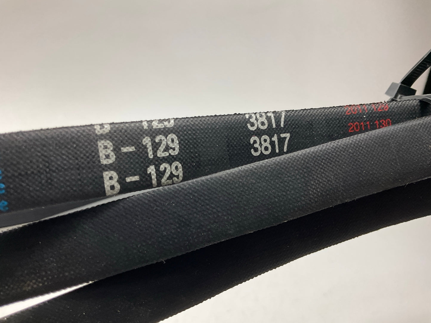 D&D B-129 Industrial Accessory Drive Belt - 21/32'' X 132''