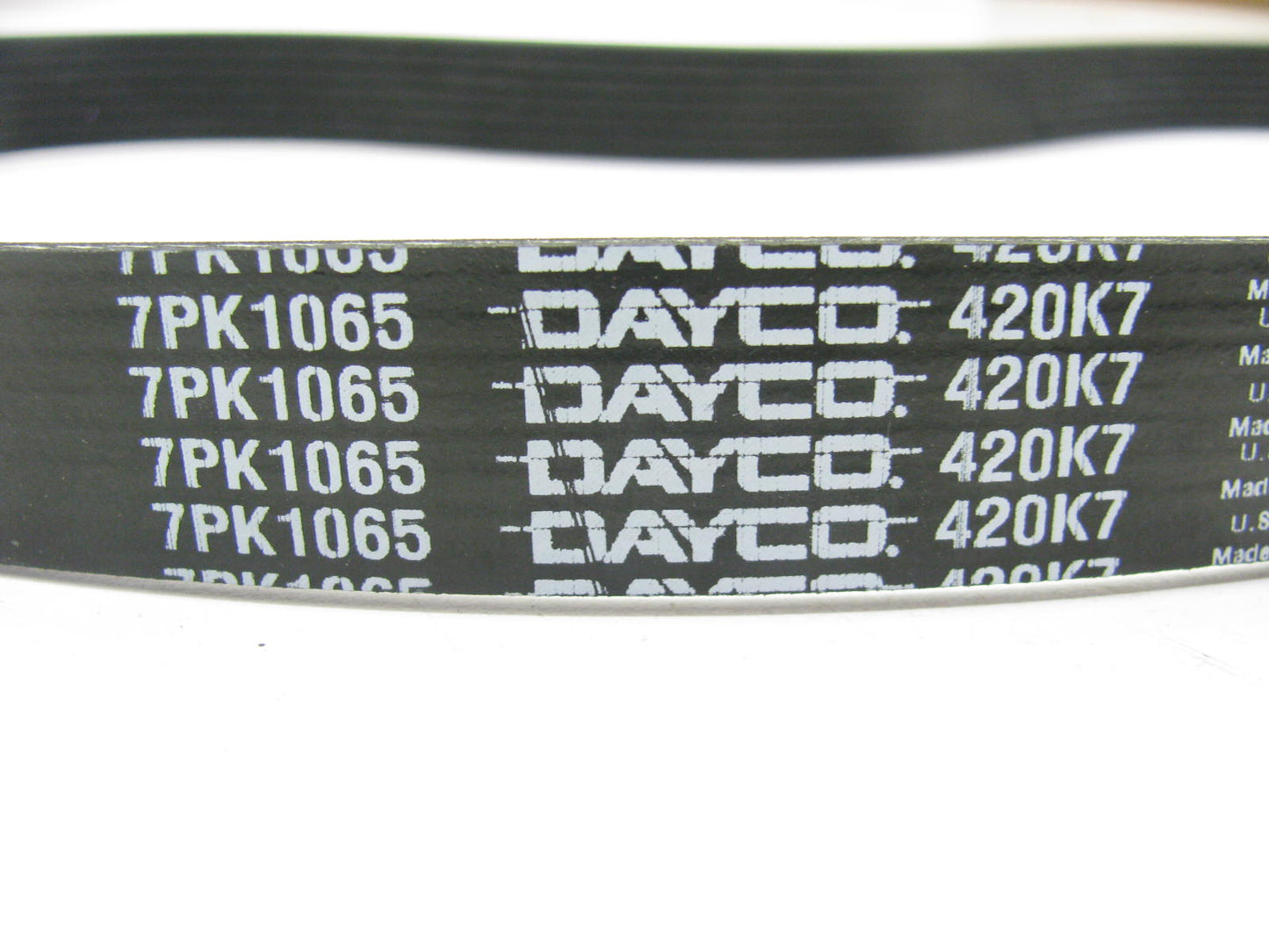 Dayco 7PK1065 Ribbed Serpentine Belt