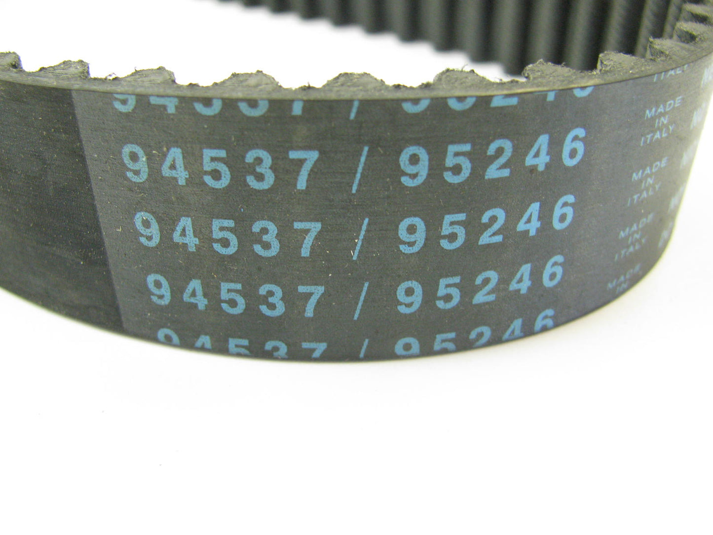 Dayco 94537 Engine Timing Belt For 1995-1999 Chrysler Mitsubishi 2.0L