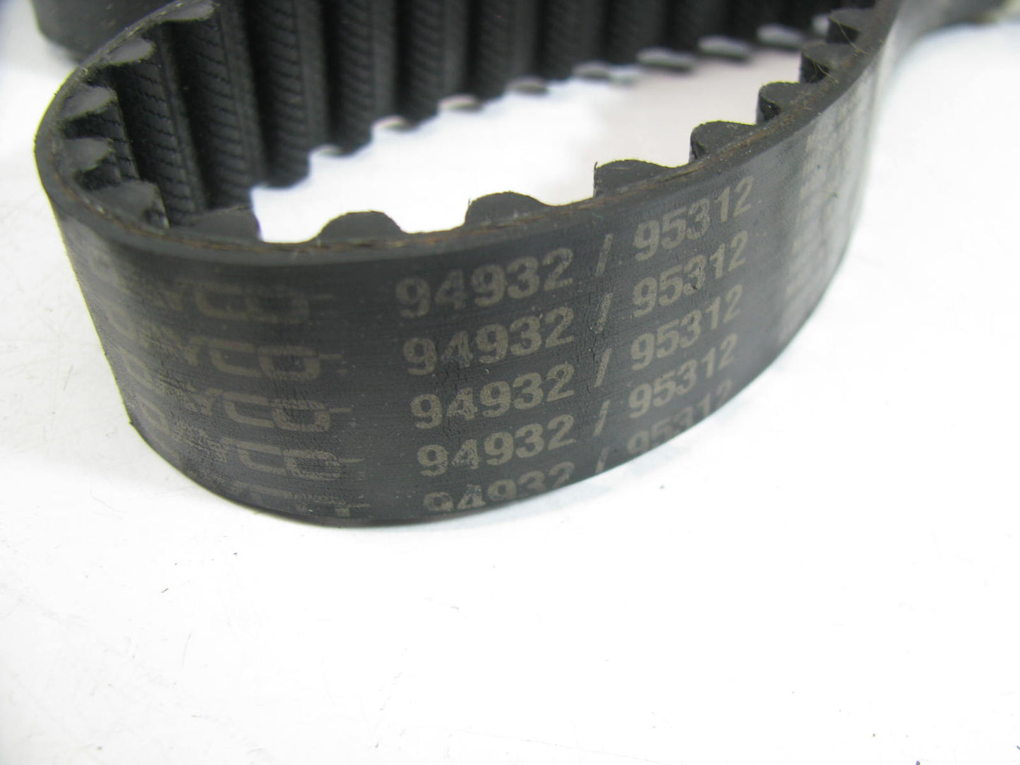 Dayco 95312 Engine Timing Belt For 2001-2005 Honda Civic 1.7L