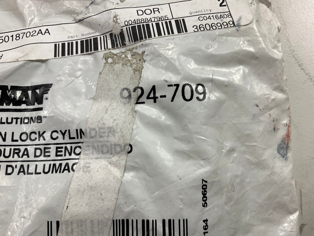Dorman 924-709 Ignition Lock Cylinder W/ 2 Keys