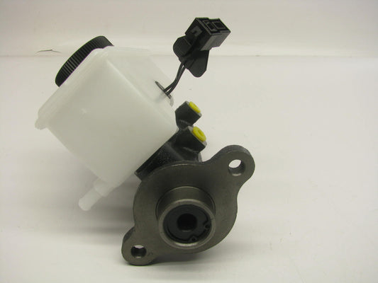 Duralast NM55209 Brake Master Cylinder For 1995-2002 Kia Sportage A/T