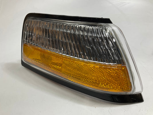 Eagle Eyes GM057-U000R Right Side Marker Light Lamp - 1989-1991 Pontiac Grand Am