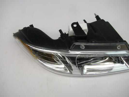 Eagle Eyes GM111-B001R FRONT RIGHT Headlight Headlamp For 95- 99 Cavalier