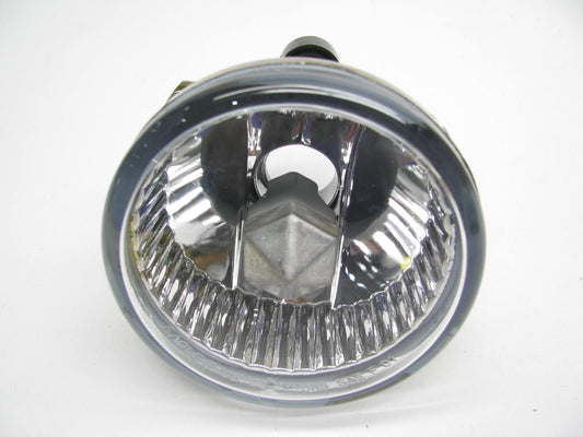 Eagle Eyes TY1083-U000RCA Right Side Fog Light Lamp For 2000-2009 Toyota Prius