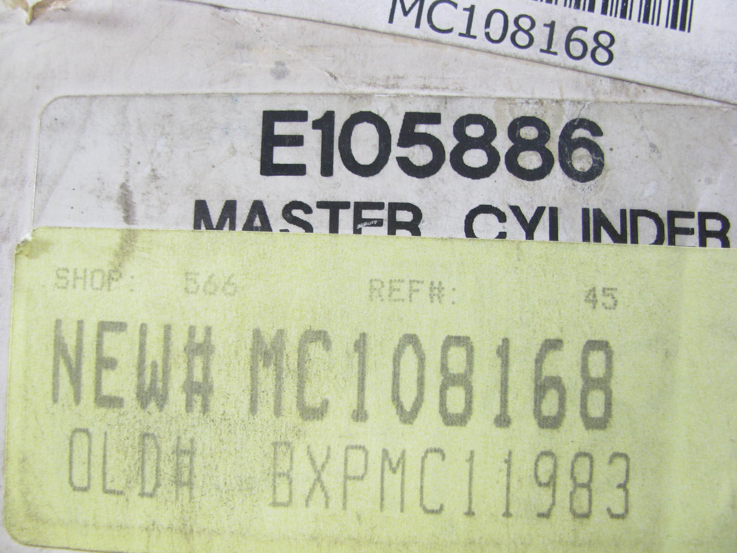 EIS E105886 Brake Master Cylinder With Reservoir - MC108168
