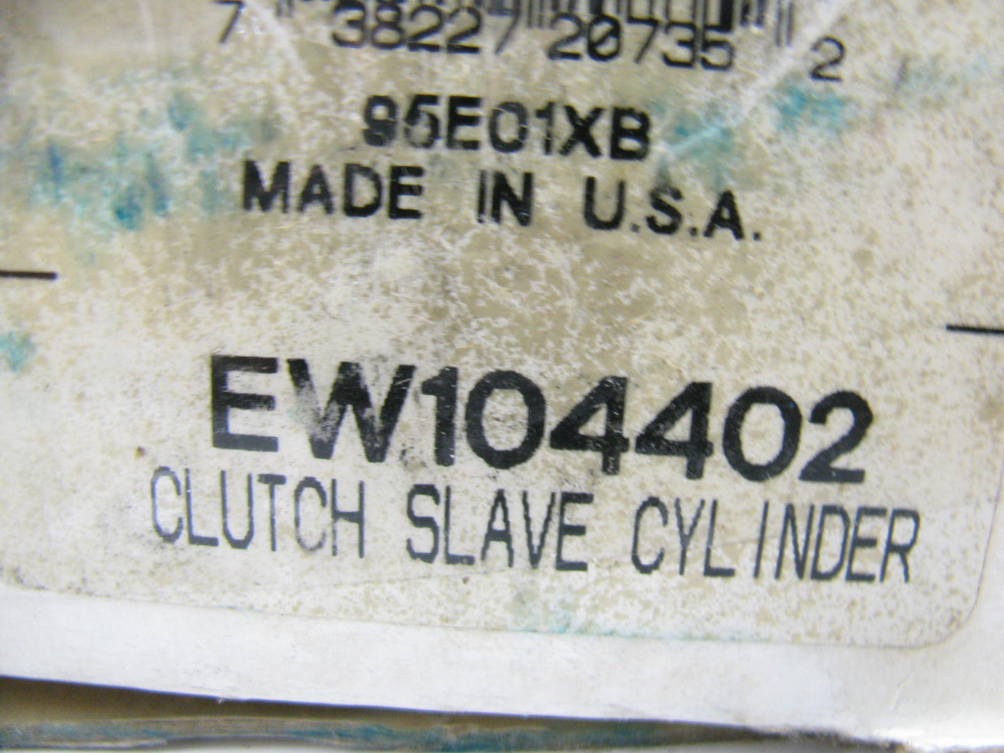EIS EW104402 Manual Transmission Clutch Slave Cylinder