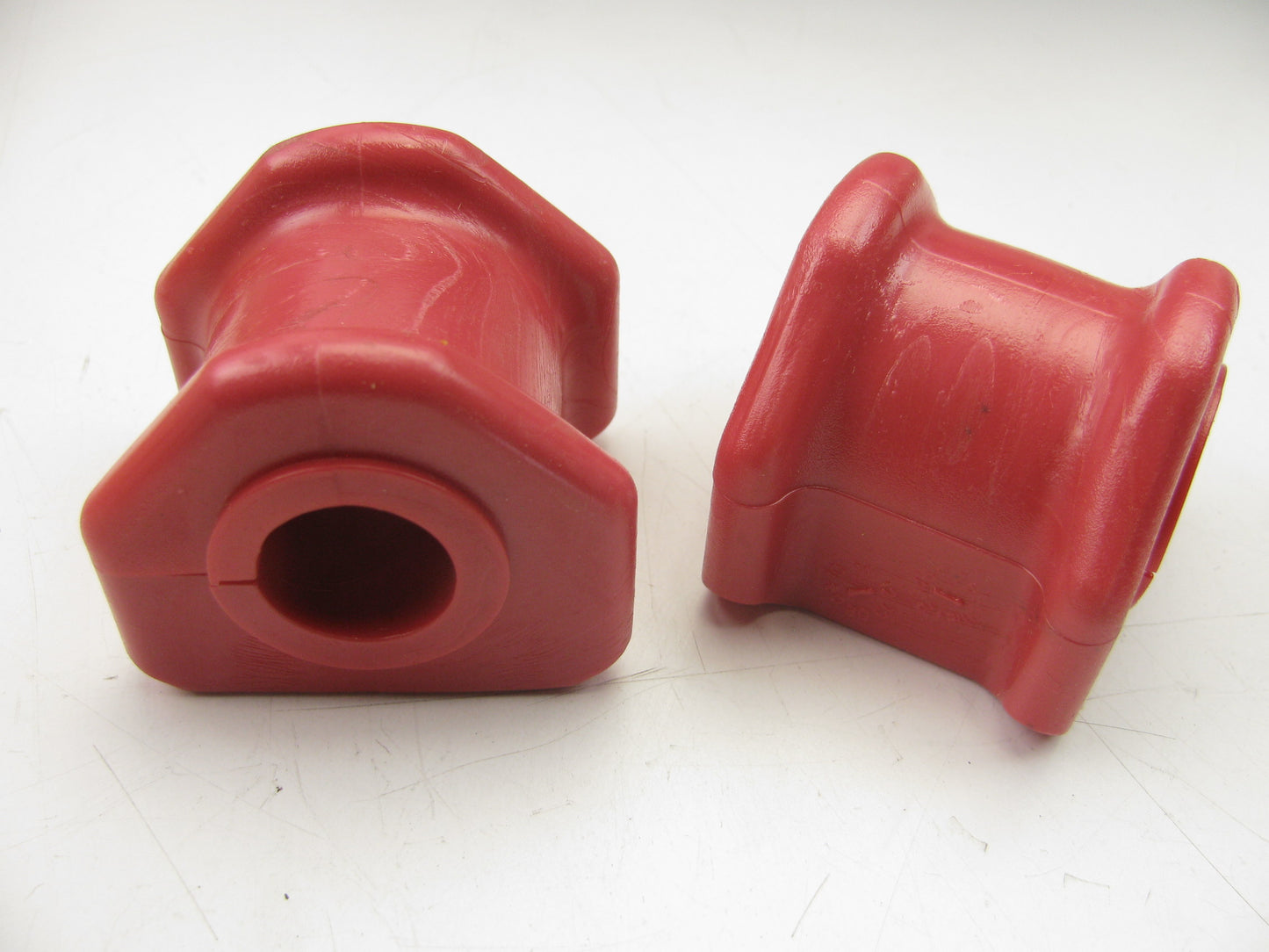 NEW - OUT OF BOX Federal Mogul 265-2015 Front Stabilizer Sway Bar Bushing Kit