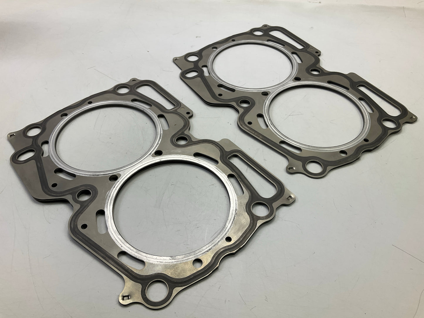 (2) Fel-pro 26167PT Cylinder Head Gasket Set For 96-99 Subaru 2.5L H4 - Set Of 2