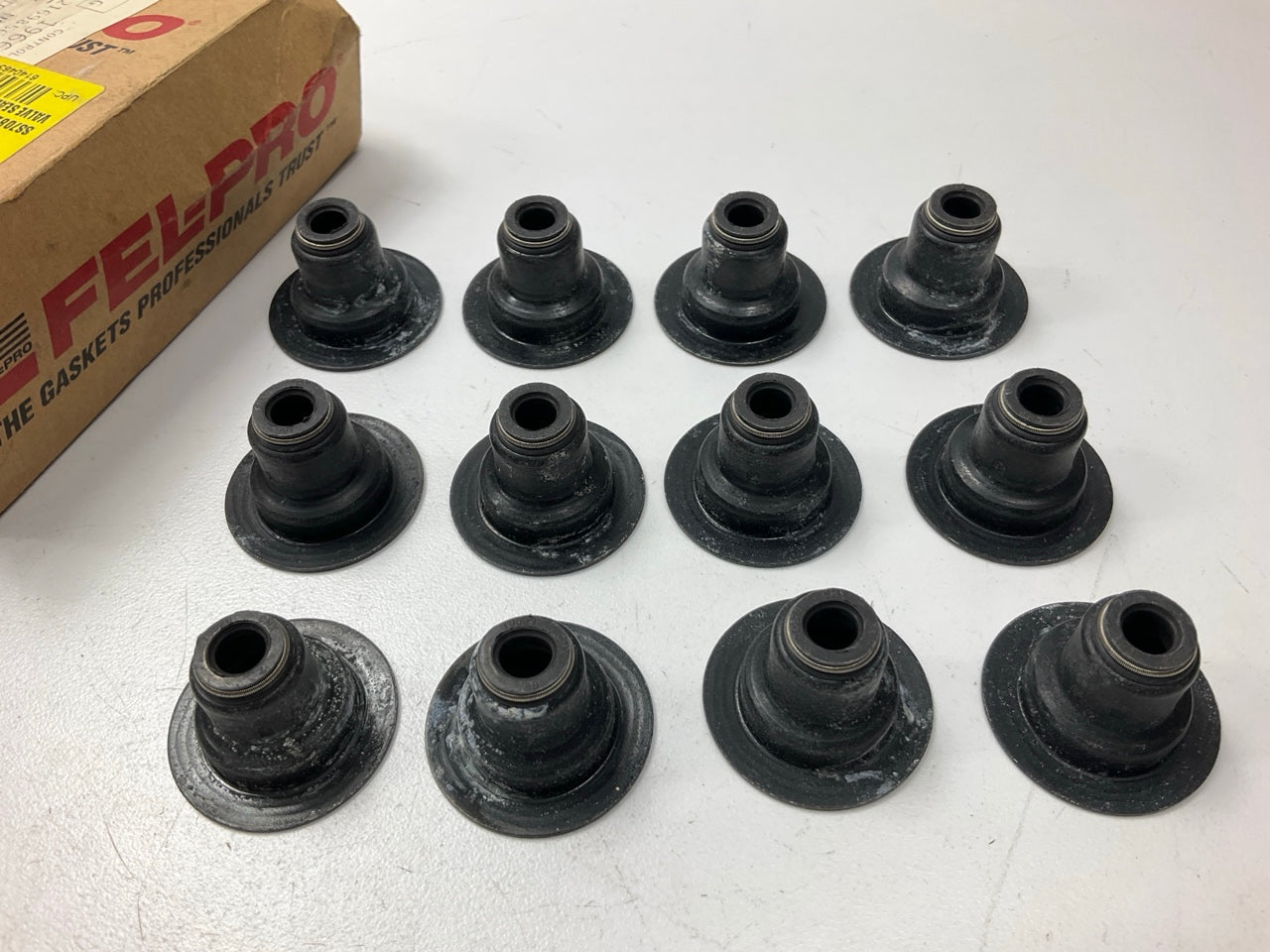 Fel-pro SS70829 Engine Valve Stem Oil Seal Set