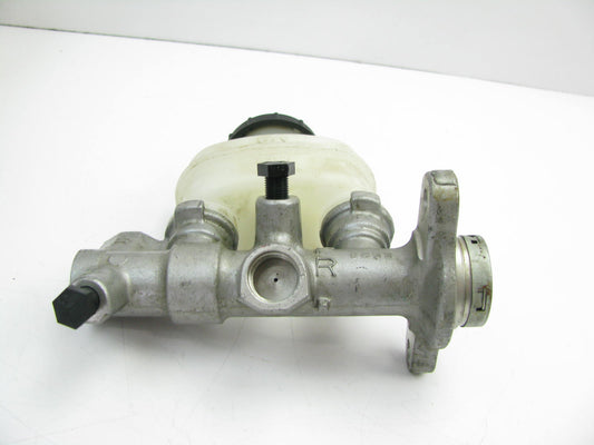 Fenco M52581 Reman Brake Master Cylinder With Reservoir