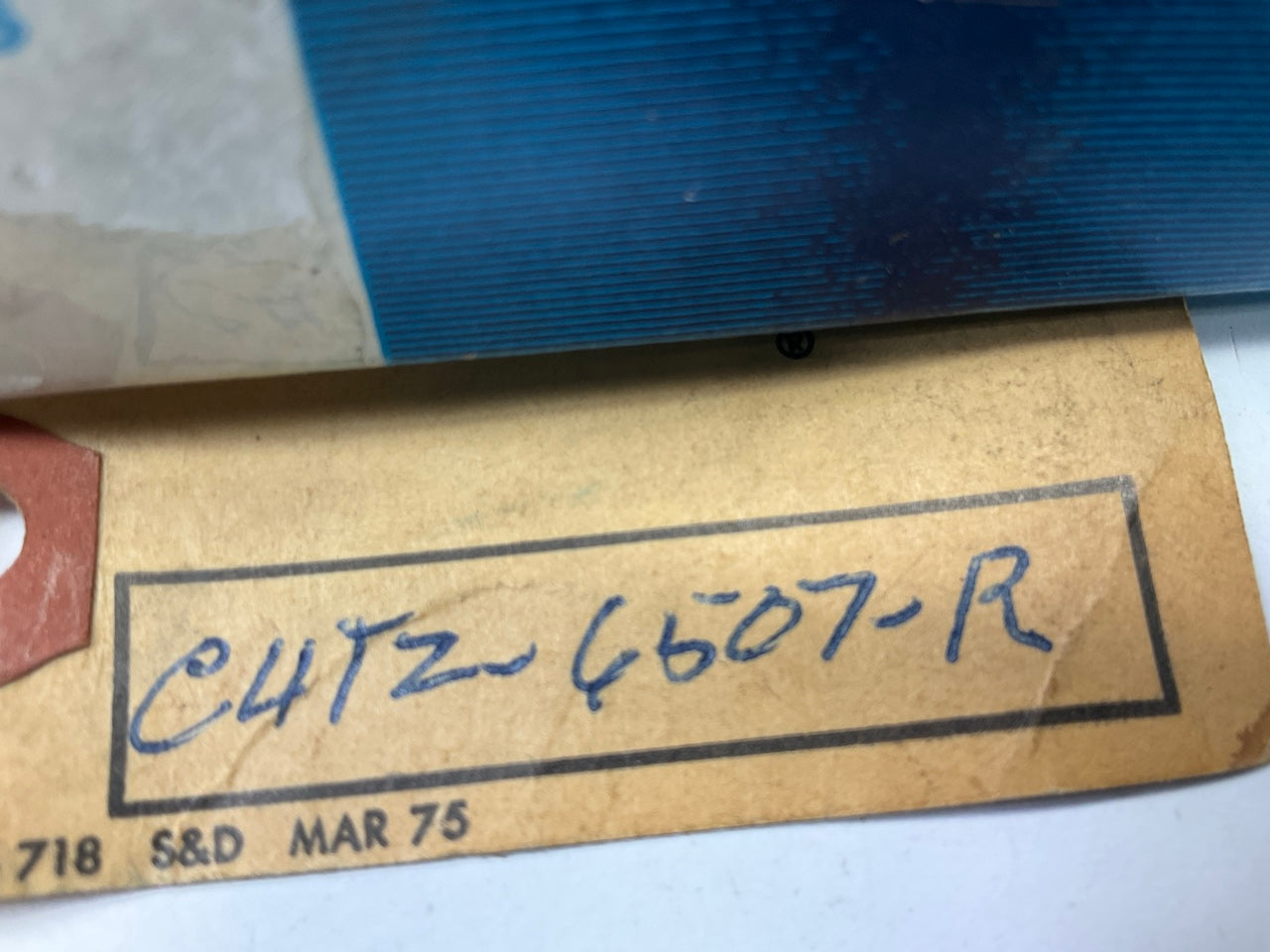 NEW - OEM Ford C4TZ-6507-R Engine Intake Valve 1964-1977 330 359 361 389 391-V8