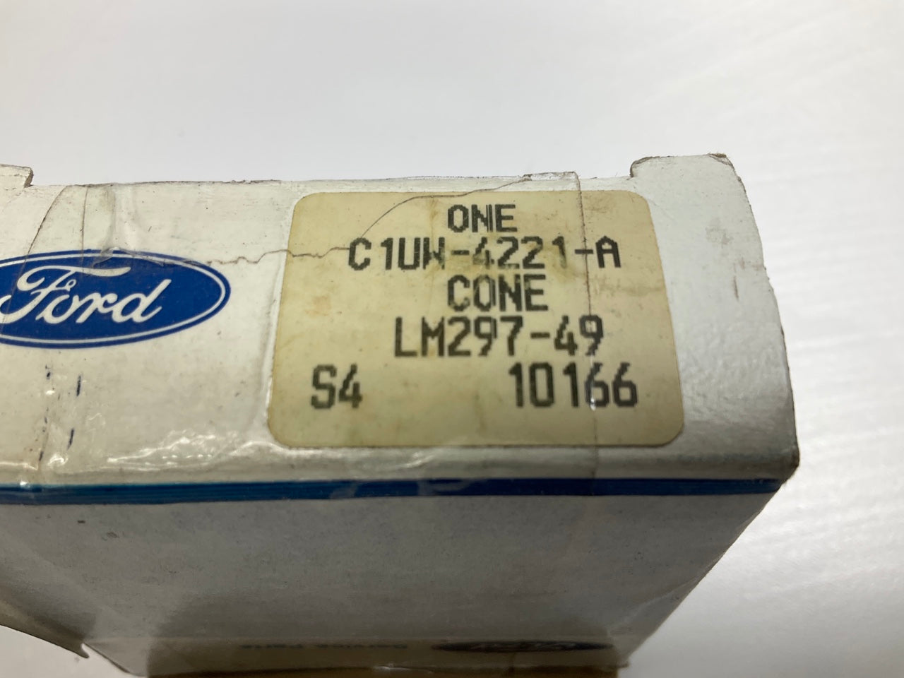 (2) NEW - OEM Ford C6TZ-4222-A Differential Bearing Race