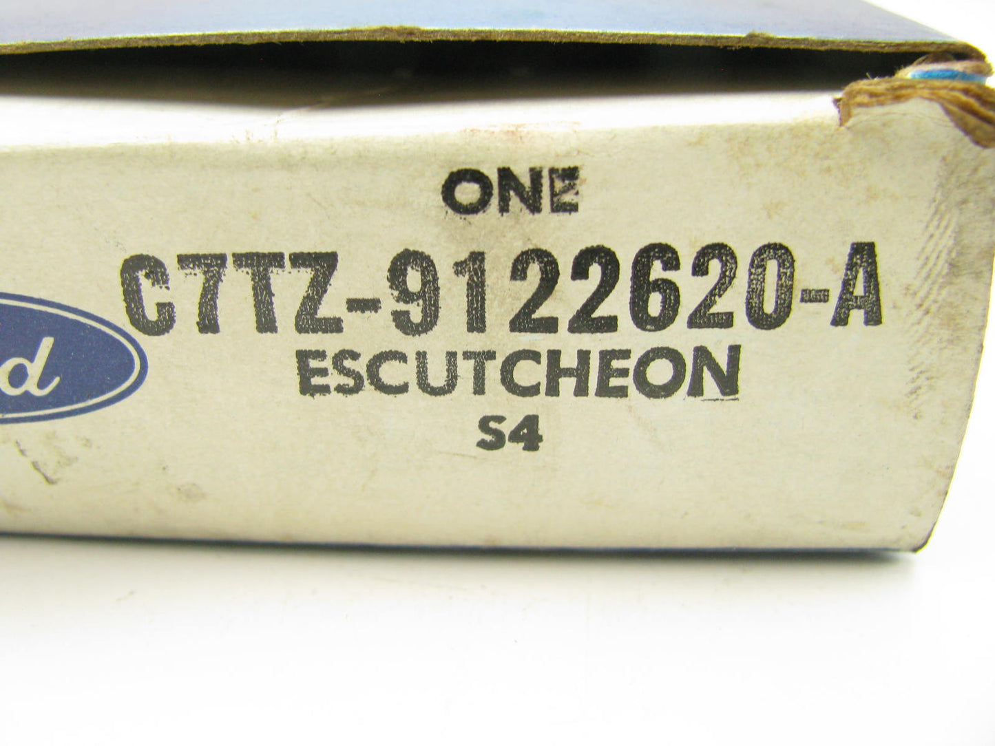NEW - OEM Ford C7TZ-9122620-A Door Handle Escutcheon 1972 E100 E200 E300
