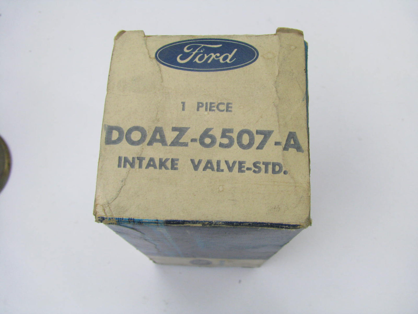 NEW - OEM Ford D0AZ-6507-A Engine Intake Valve