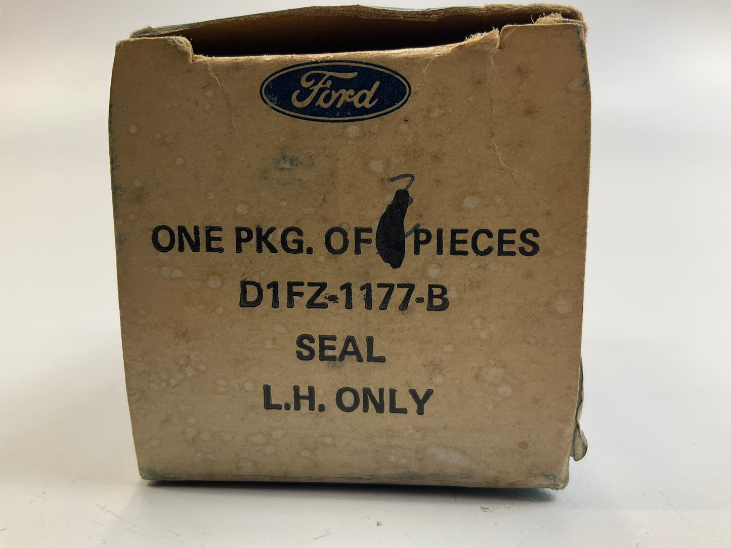 (3) NEW - OEM Ford D1FZ-1177-B Rear Wheel Seal For 1971-1973 Pinto