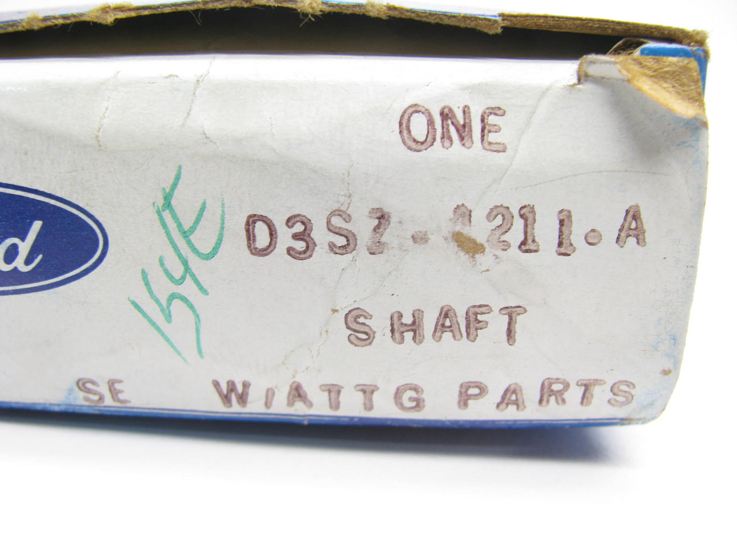 NEW - OEM Ford D3SZ-4211-A Differential Pinion Shaft Support Block