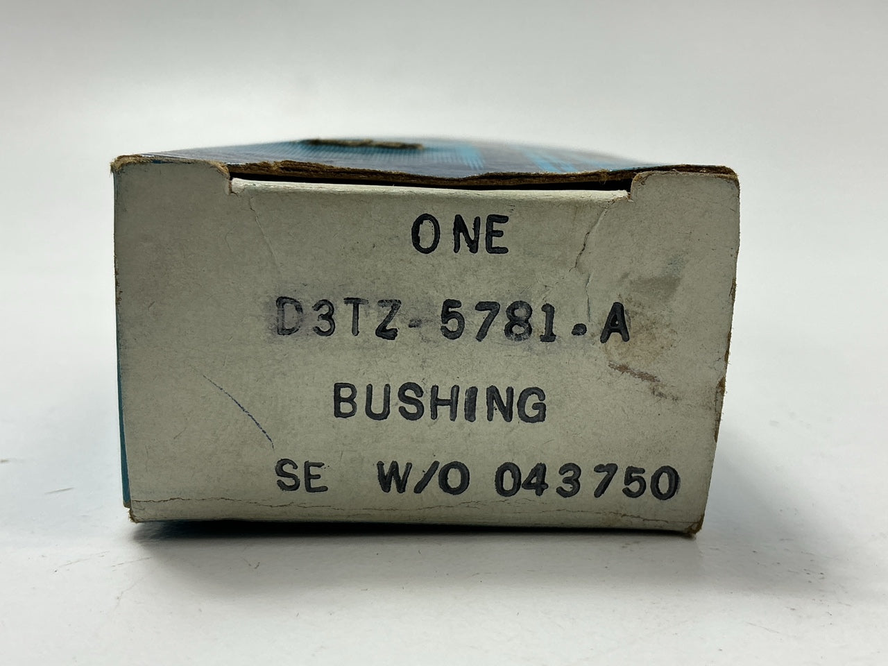 (2) NEW - OEM Ford D3TZ-5781-A Rear Leaf Spring Bushing 73-79 E100/150 F100/150