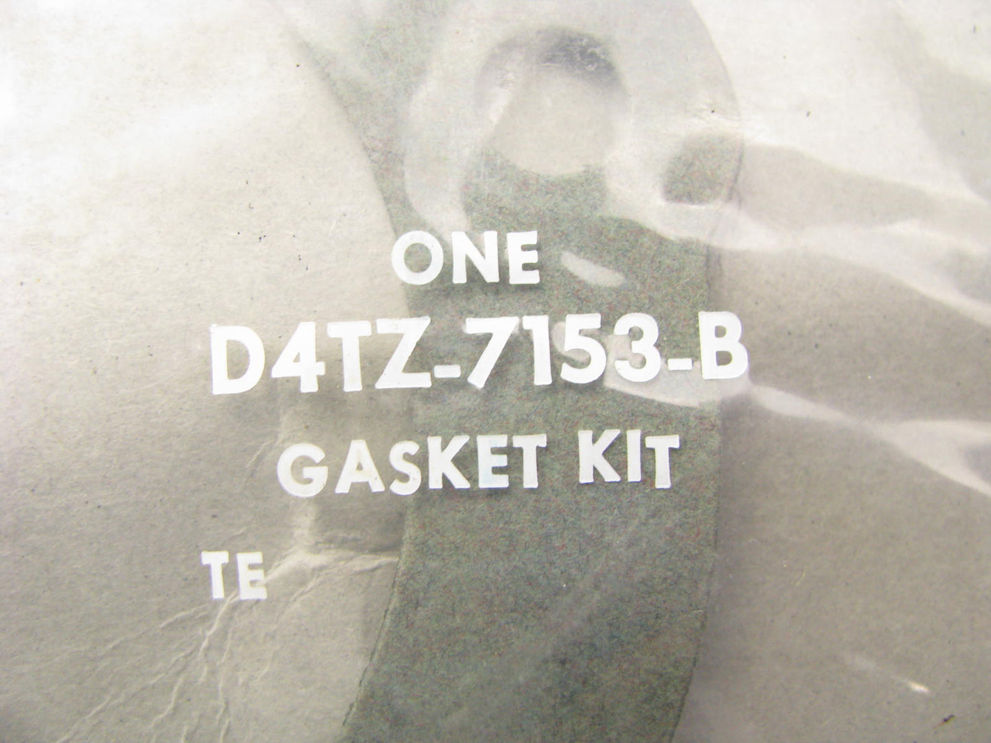 NEW - OEM Ford D4TZ-7153-B Gasket Set - New Process 205