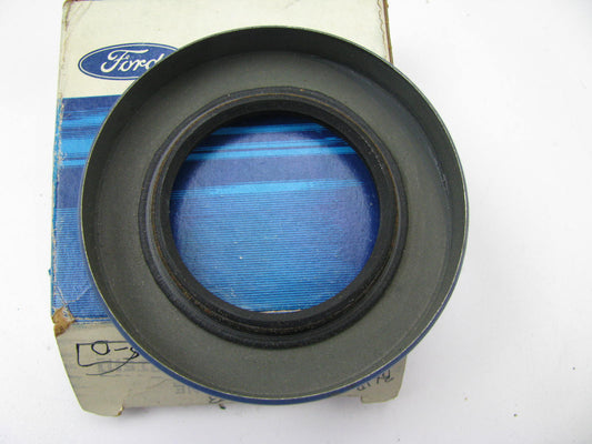 NEW - OEM Ford D4TZ-7B215-D Transfer Output Shaft Seal