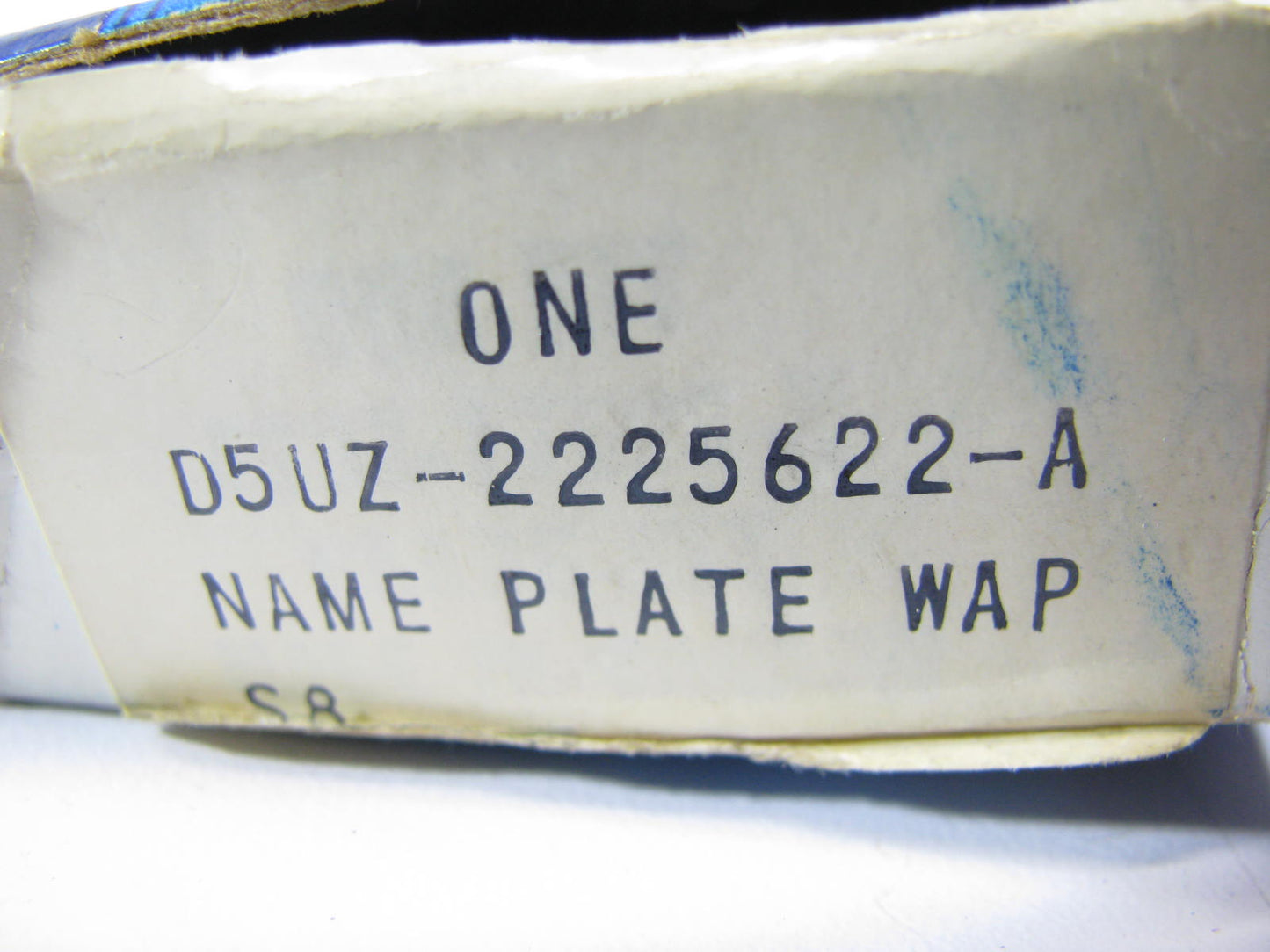 NEW - OEM Ford D5UZ-2225622-A Club Wagon Name Plate 1975-83 E100 E150 E250 E350