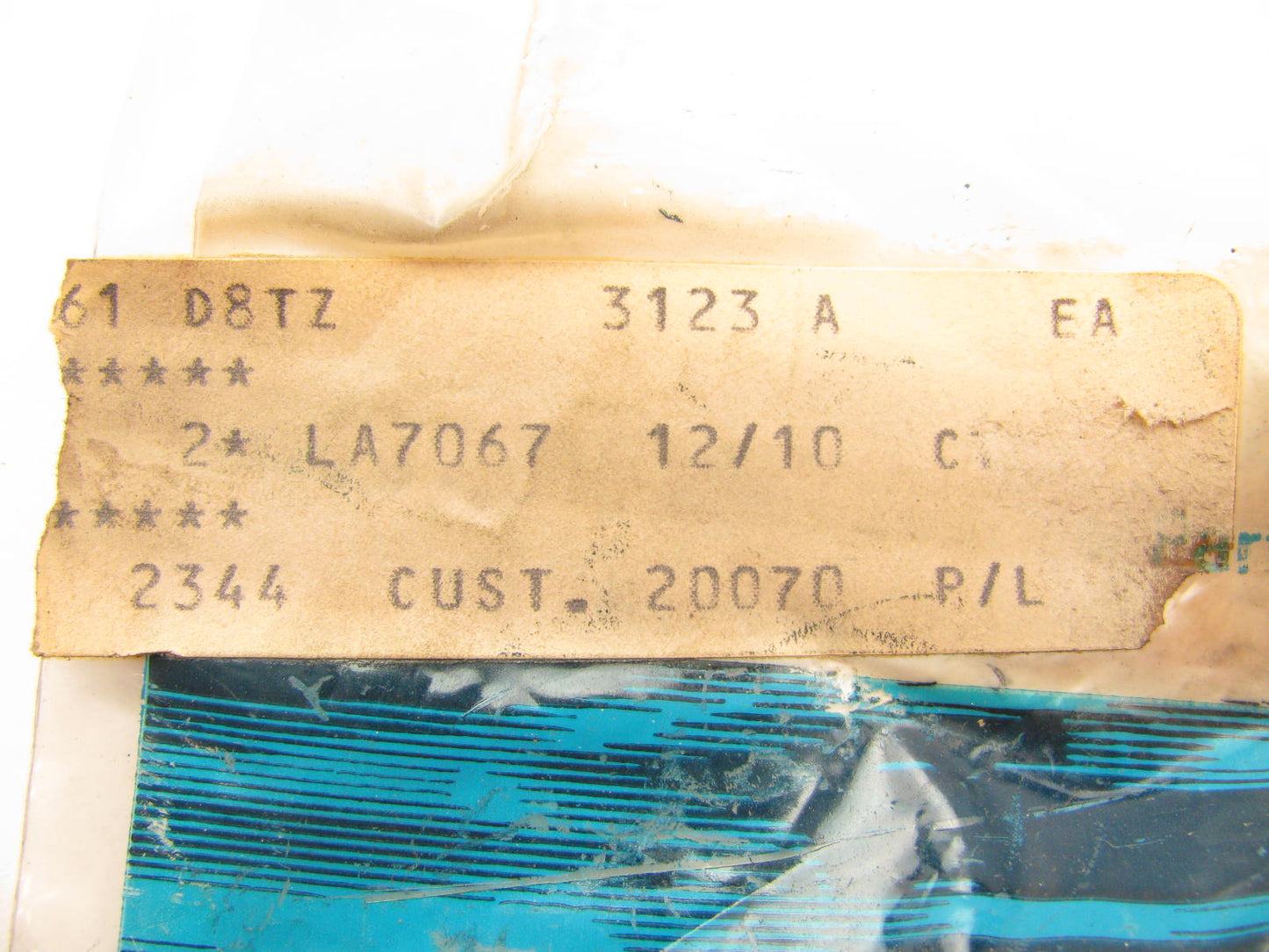 NEW - OEM Ford D8TZ-3123-A Axle Spindle Needle Bearing - Front