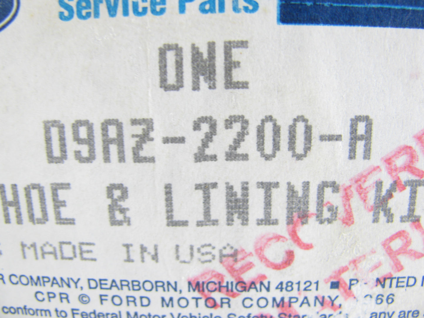 NEW GENUINE OEM Ford D9AZ-2200-A REAR Drum Brake Shoes
