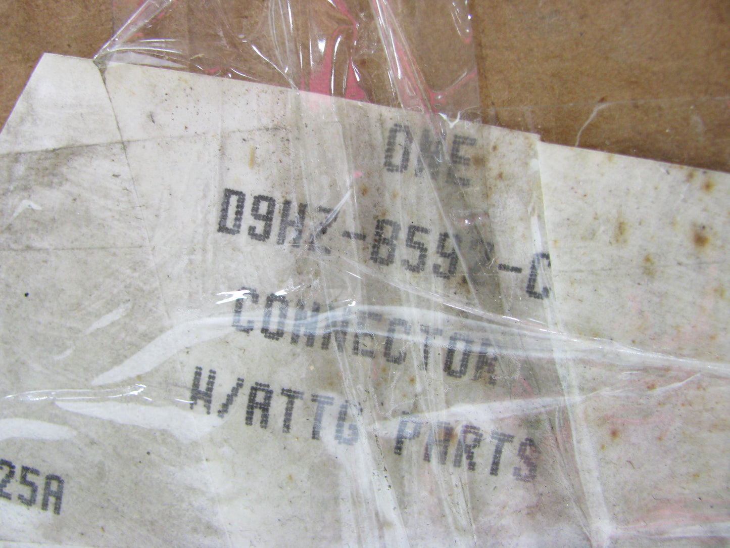 NOS - OEM Ford D9HZ-8592-C Coolant Water Outlet 1979 F600 F700 F800 370 429-V8