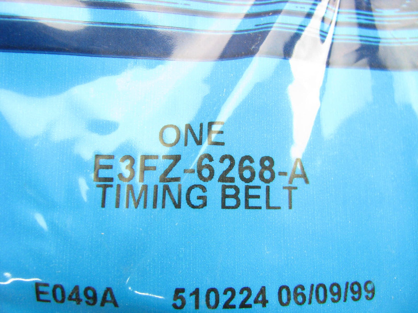 NEW GENUINE Engine Timing Belt OEM Ford E3FZ-6268-A