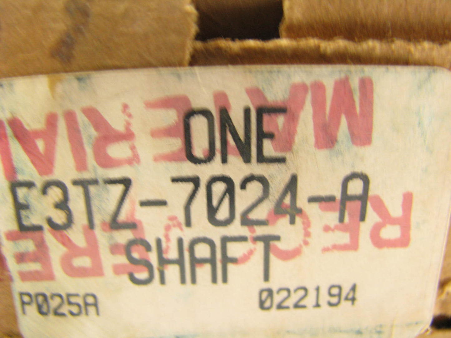 NEW - OEM Ford E3TZ-7024-A Output Front Shaft For Warner Gear Transer Box