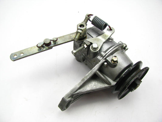 NOS OEM Ford E4JL-12450-CA Tractor / Industrial Engine Governor HOOF BD875D