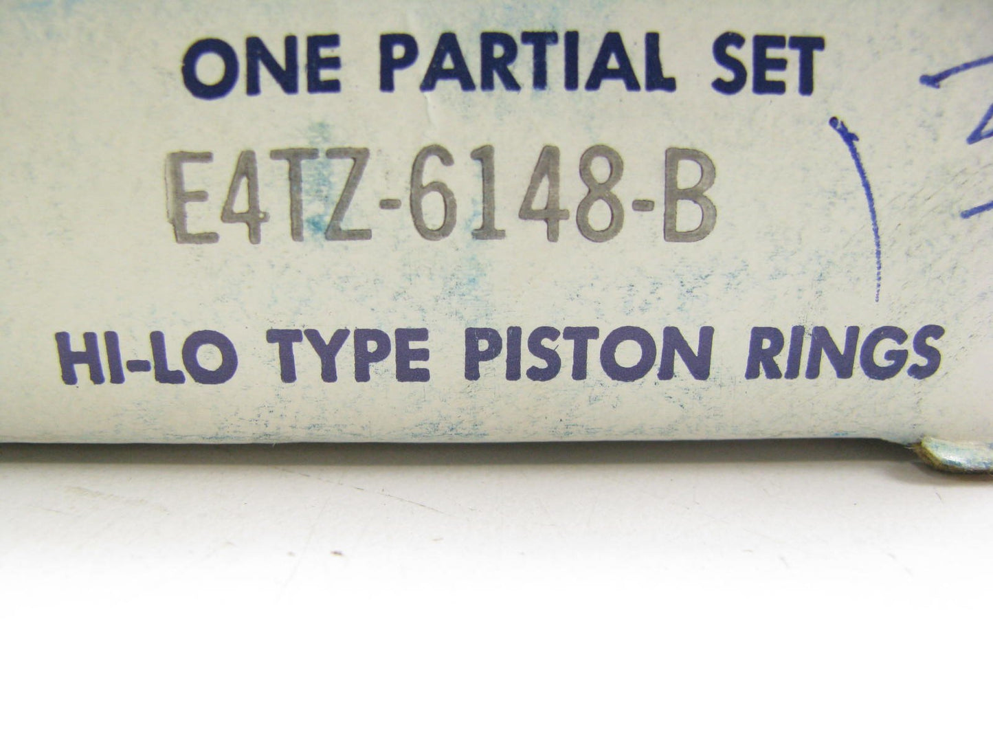 DOES (2) PISTONS ONLY - OEM FORD 300 4.9L-L6 .020 SIZE Piston Rings E4TZ-6148-B